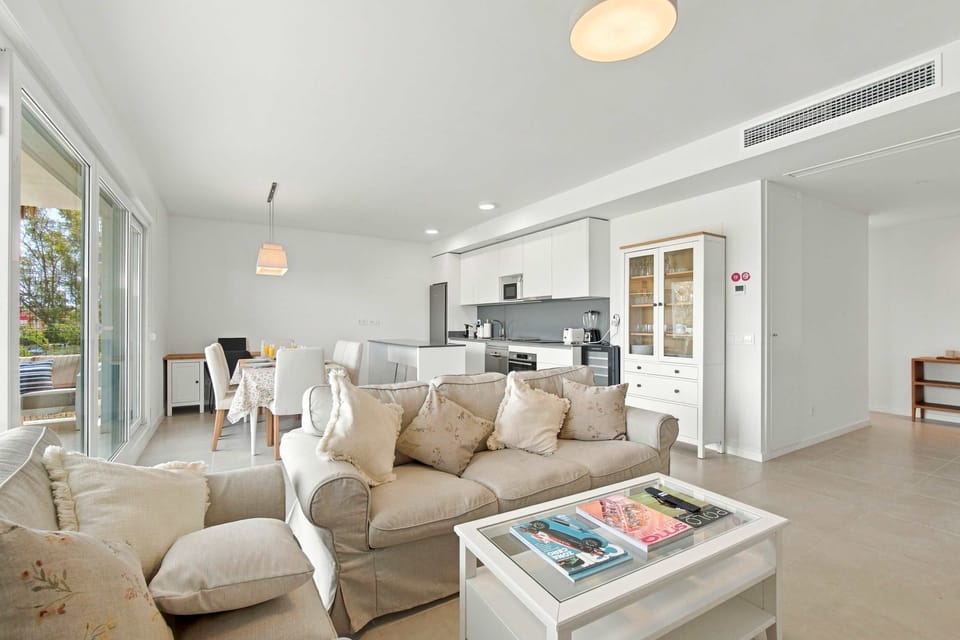 Luxery couches in livingroom