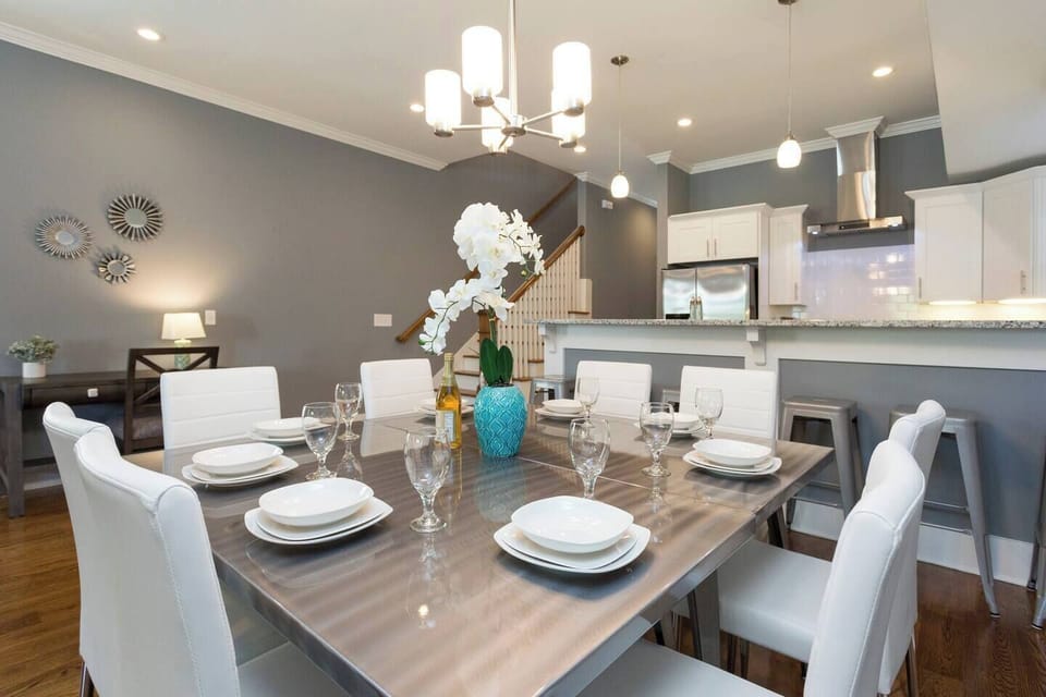 Come enjoy a meal at the house!
