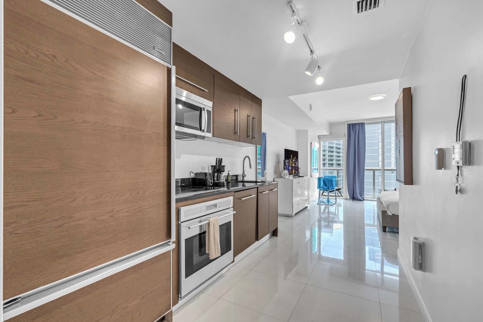The open kitchen is well equipped for an unforgettable getaway​