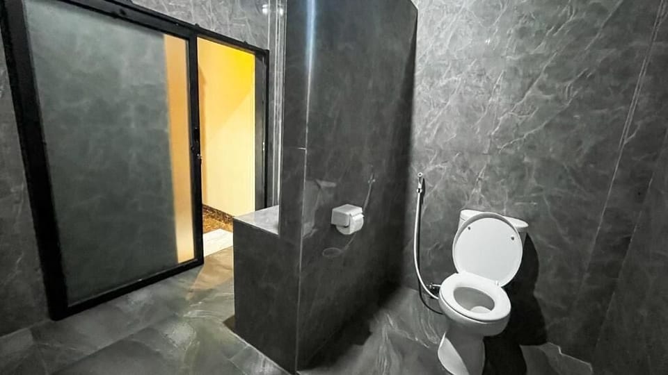 Double Room | Bathroom