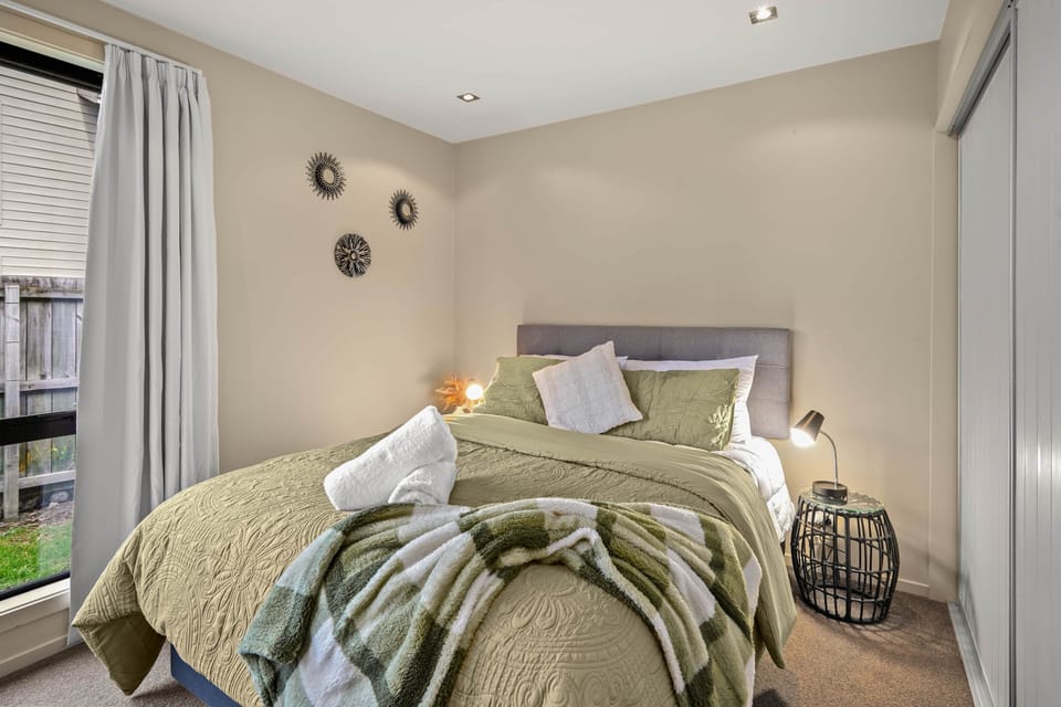 9A Mt Charon Place (27)