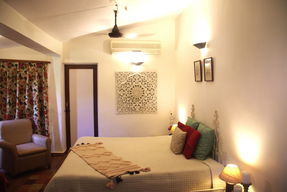 Deluxe Double Room | In-room safe, WiFi (free)