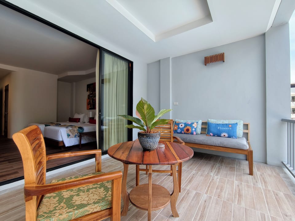 Deluxe Twin Room, Non Smoking, Balcony | Terrace/patio