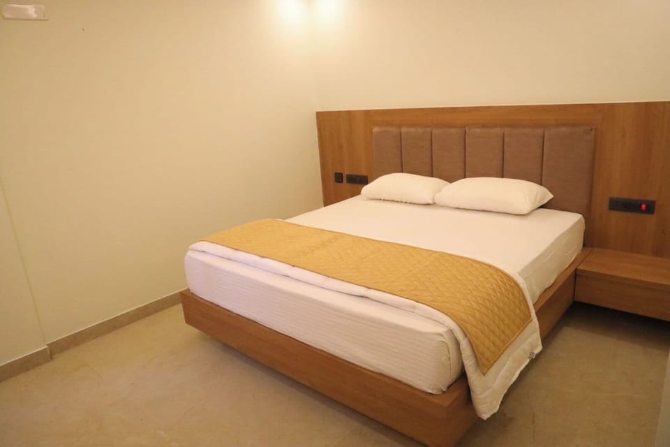 Basic Double Room