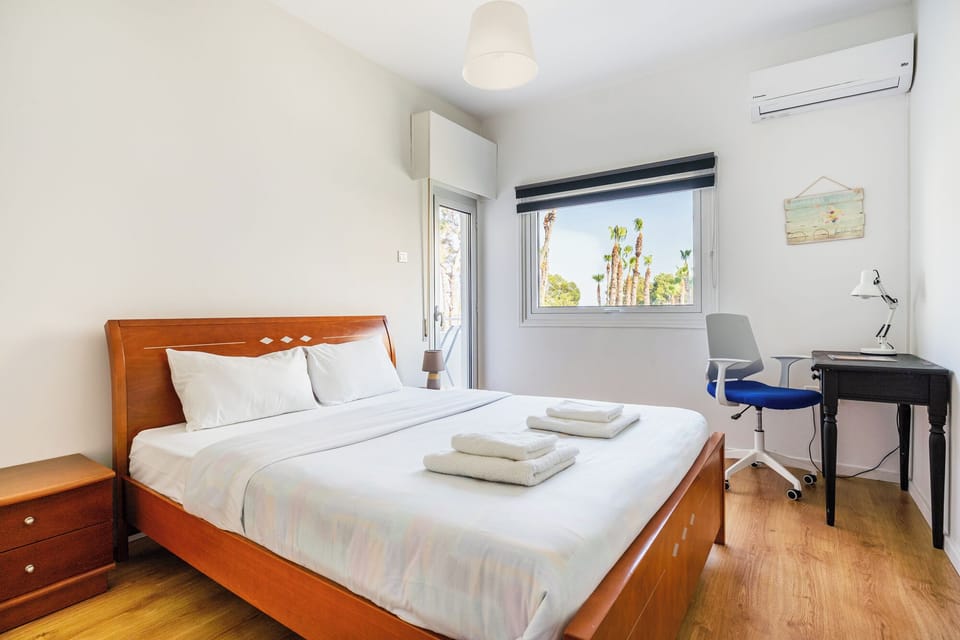 Apartment, Balcony, Sea View | Iron/ironing board, WiFi (free)