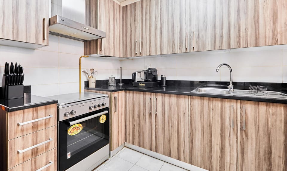 Superior Apartment, Pets Allowed | Private kitchen | Espresso maker, coffee/tea maker, electric kettle