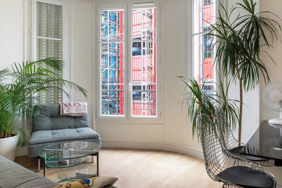 Charming and Bright 1BDR Near the Marais Apartment in Paris