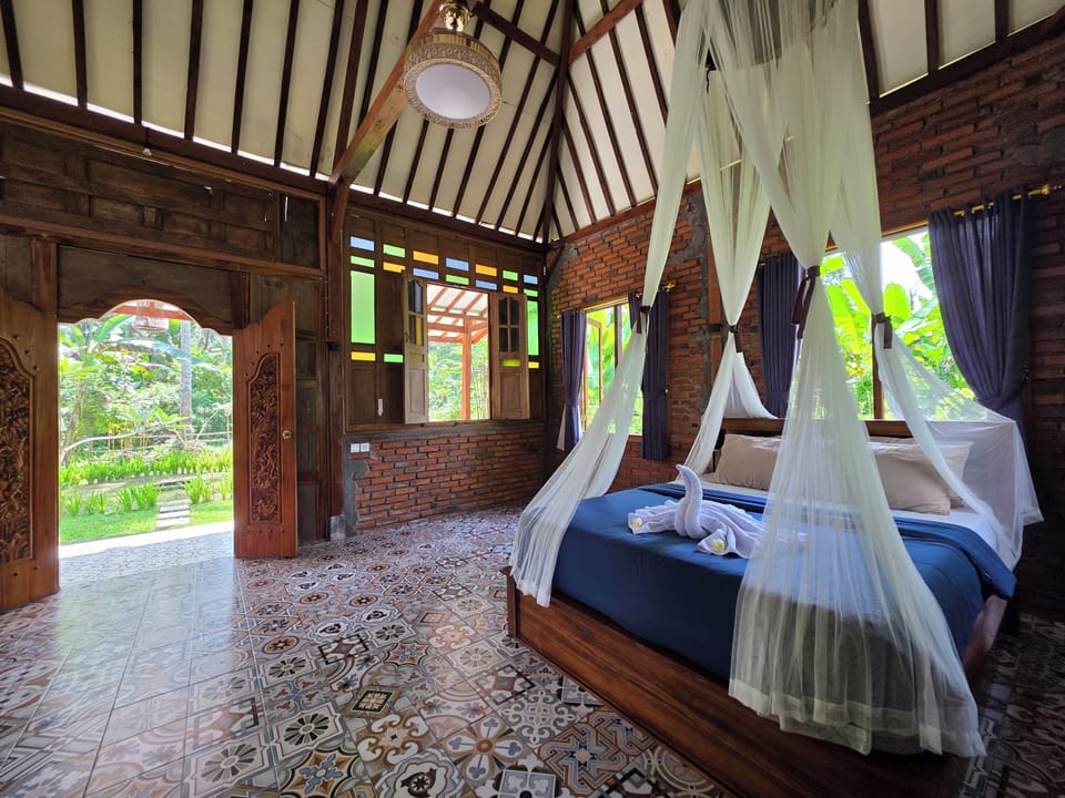 Executive Room, Garden View | WiFi (free), bed sheets