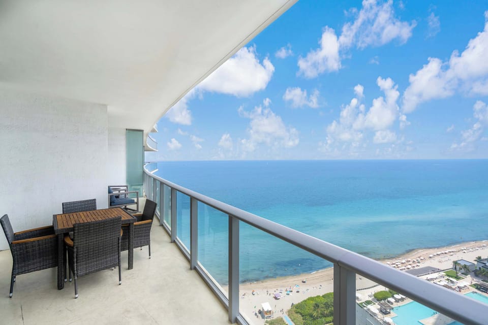 Condo, Multiple Beds, Pool Access, Ocean View (Oceanview Highrise) | Balcony