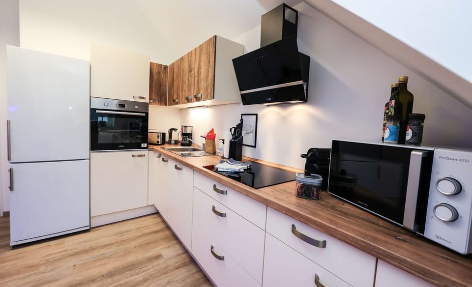 House | 11 bedrooms, high-speed internet