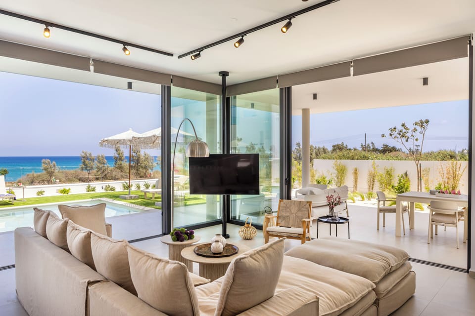 Villa, 4 Bedrooms, Private Pool, Garden View | Living room