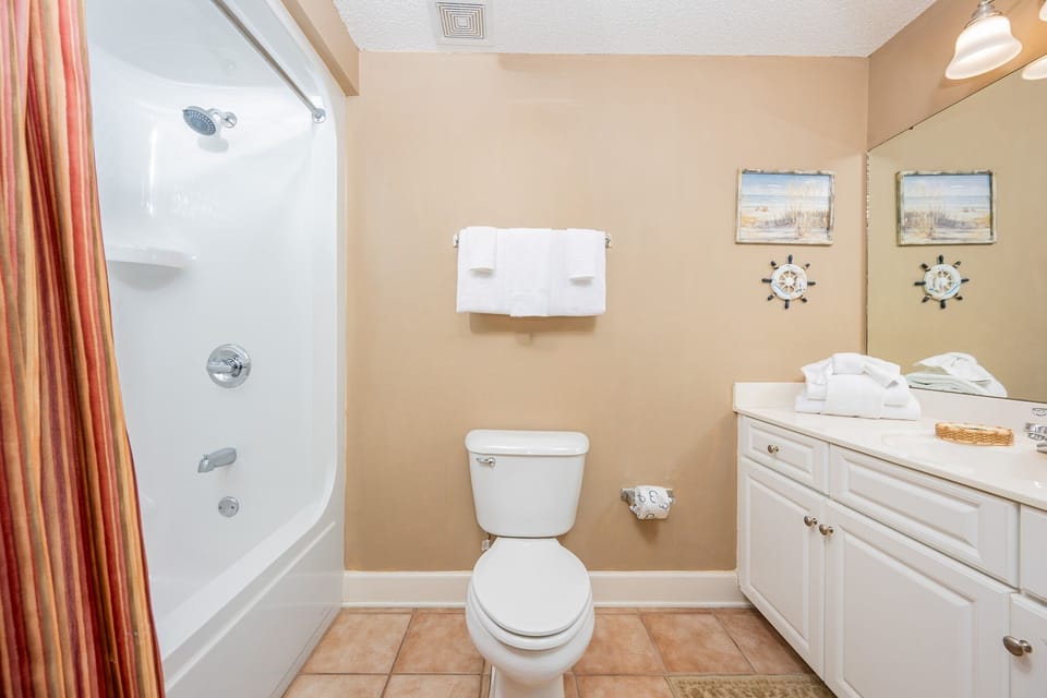 Phoenix On The Bay 1315 3 Bedroom Condo Apartment in Orange Beach
