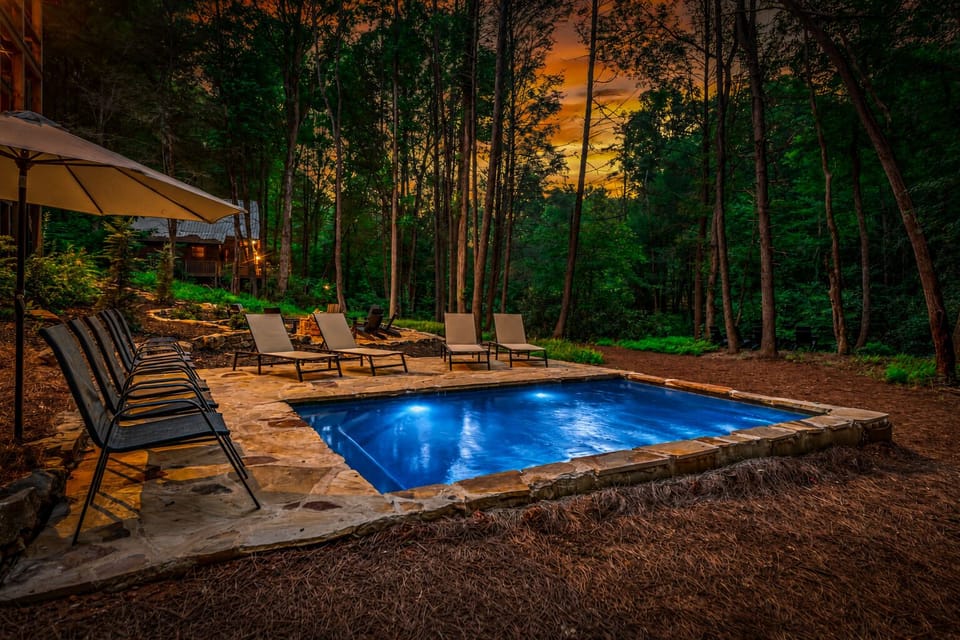 Sunset swims, mountain air, and the sound of Fightingtown Creek flowing below. Golden hour has a permanent reservation here!