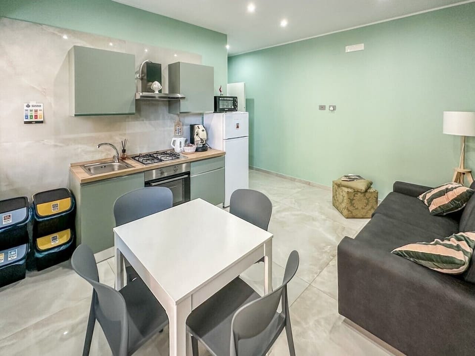 319_Karim_s House__7