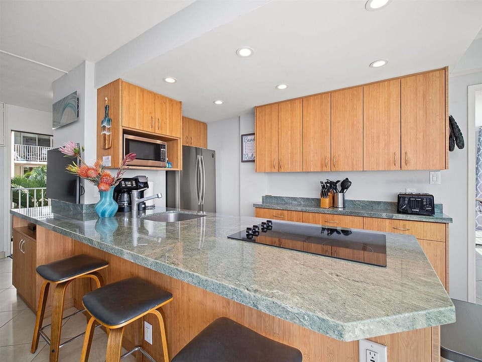 Kitchen With Island