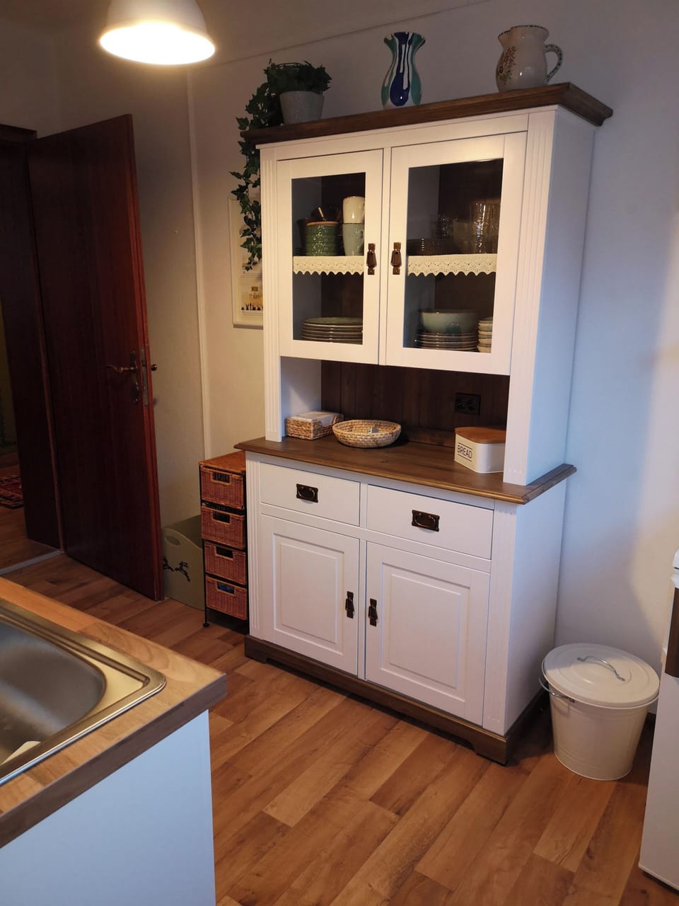 Comfort House, 4 Bedrooms, Garden View | Private kitchen | Toaster