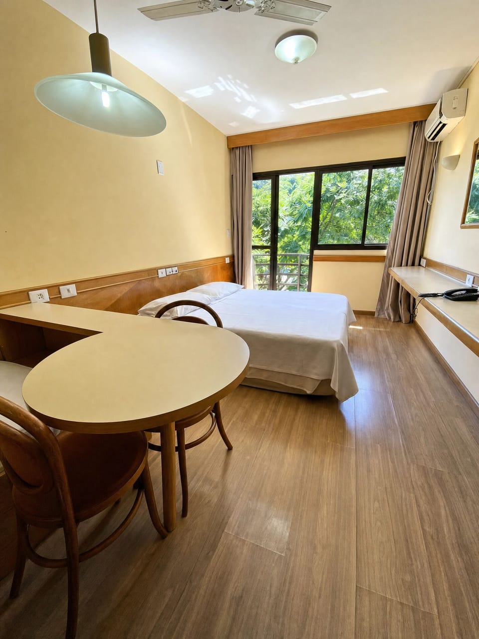 In-room safe, desk, laptop workspace, WiFi (free)