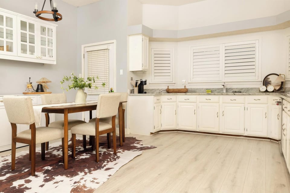 Expansive counter space and state-of-the-art design make meal prep a pleasure.