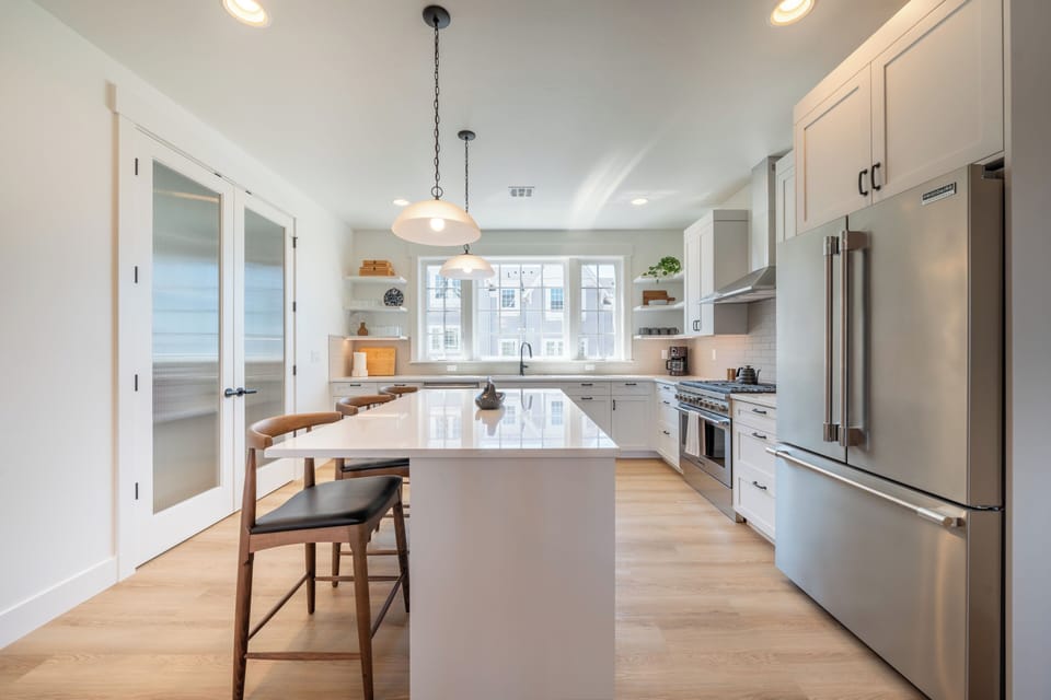 Kitchen island with bar seating