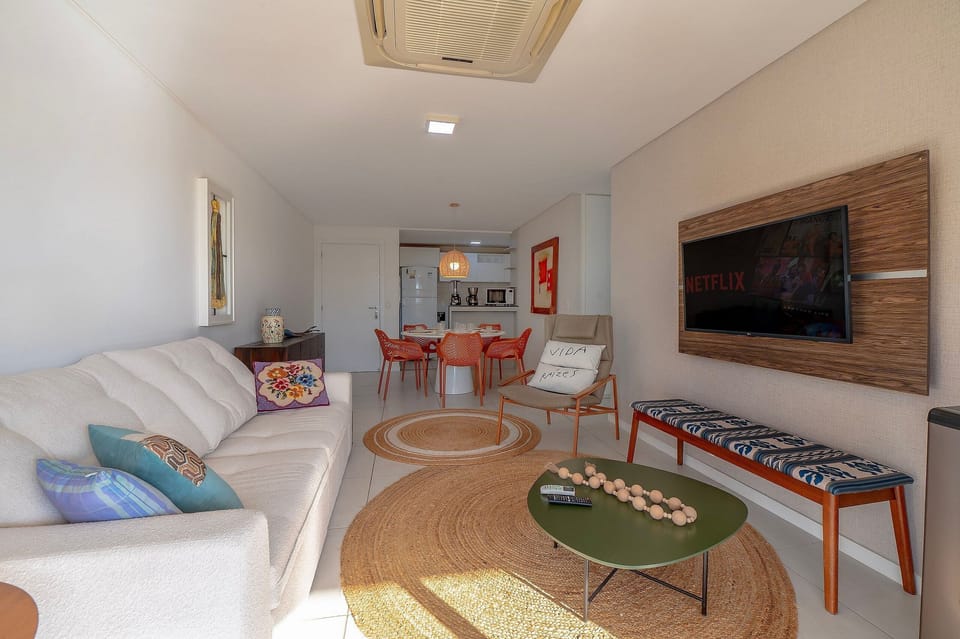 Basic Apartment | Living area