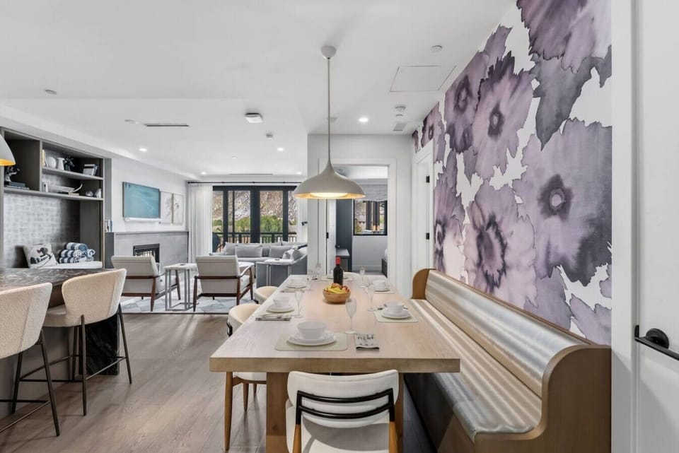 Dining space directly adjacent to the kitchen, perfect for enjoying meals together