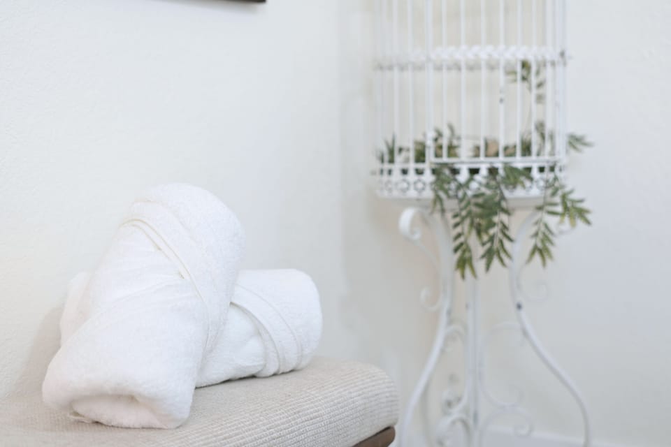 Guests are provided both bath and beach towels during their stay at Champagne Coast 
