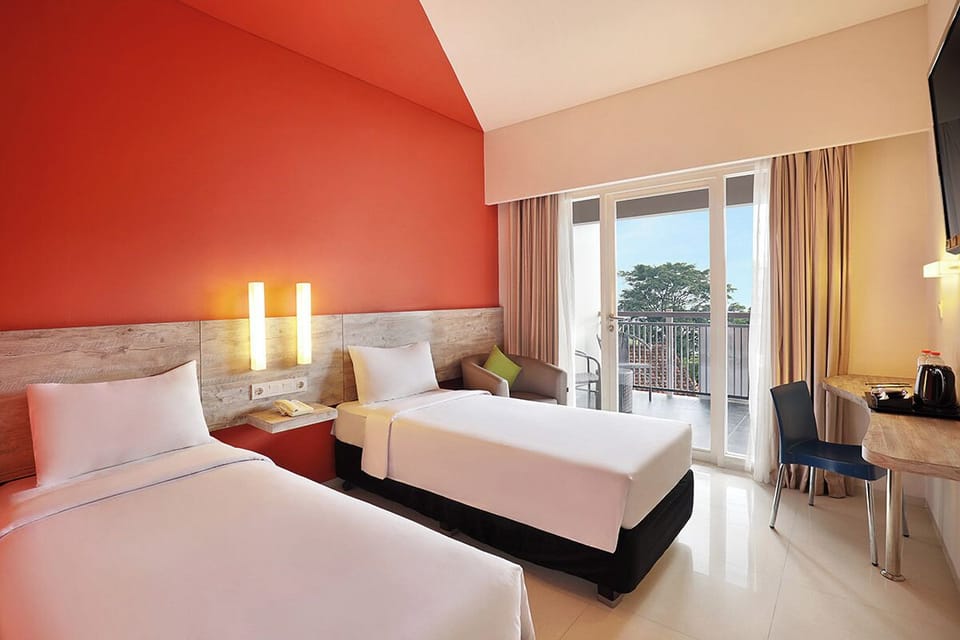 Superior Room | In-room safe, desk, soundproofing, free WiFi