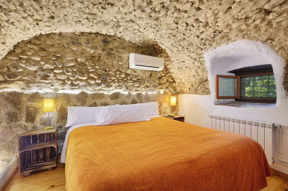 Mas Torrencito  Pet Friendly Farm Stay in Alt Empordà