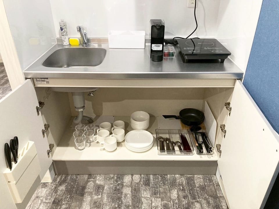House, Multiple Beds, Non Smoking | Private kitchen