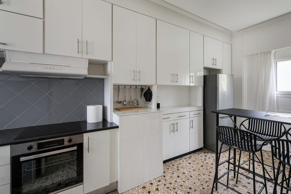 Apartment, 3 Bedrooms | Private kitchen
