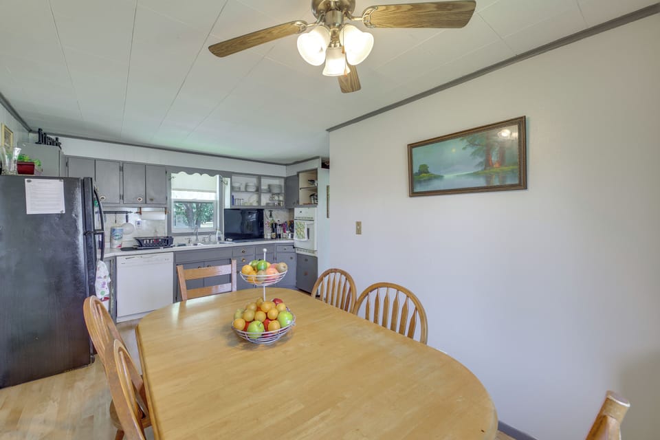 Kitchen & Dining Area | 1st Floor