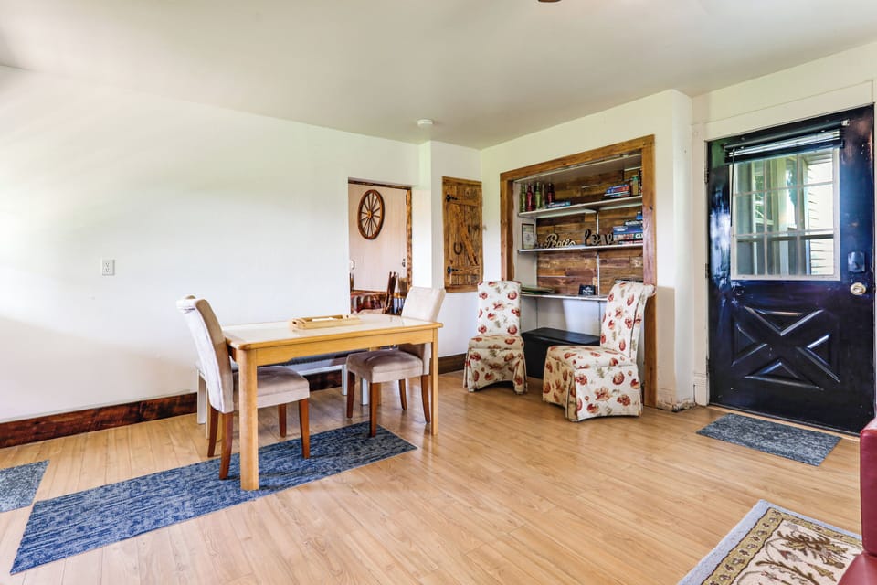 Dining Area | 1st Floor