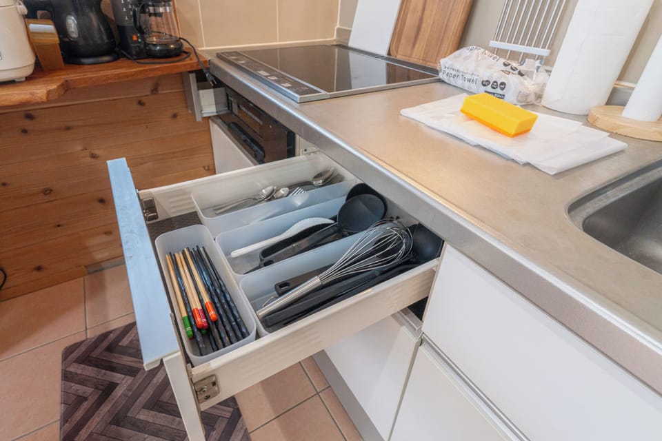 Basic Quadruple Room | Private kitchen