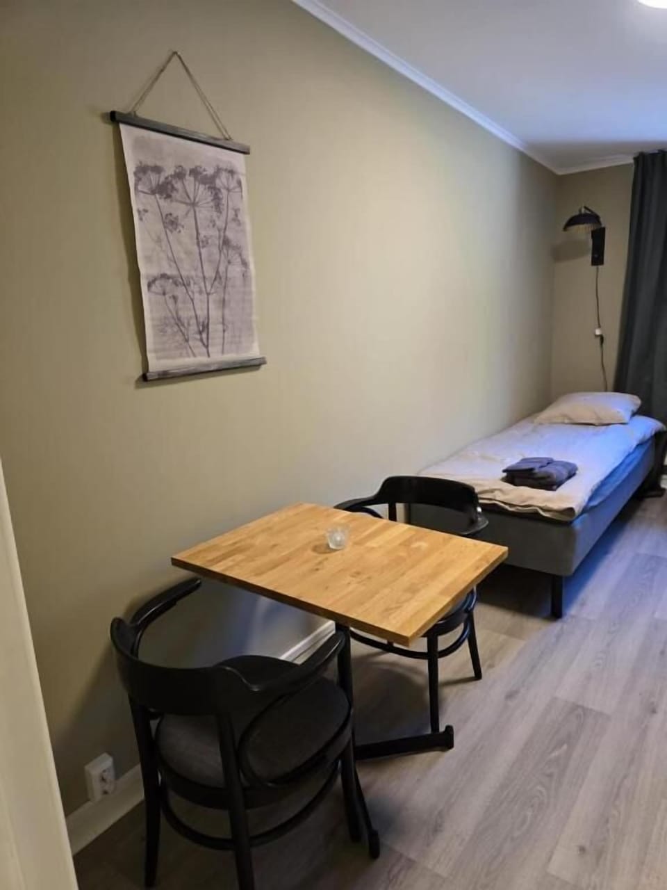 Comfort Twin Room | Dining