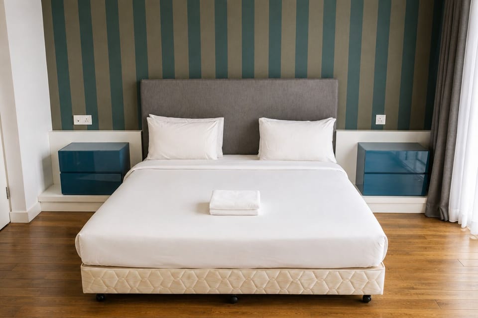 Deluxe Suite, City View | WiFi (free)