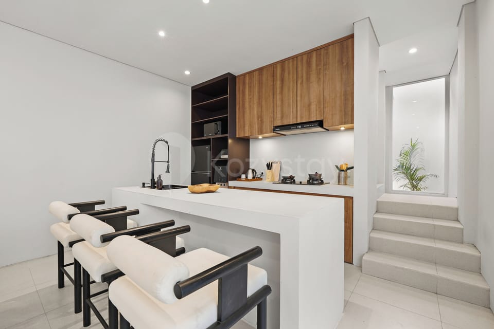 Villa, 3 Bedrooms, Pool View | Private kitchen | Coffee/tea maker, full-size fridge, microwave, stovetop
