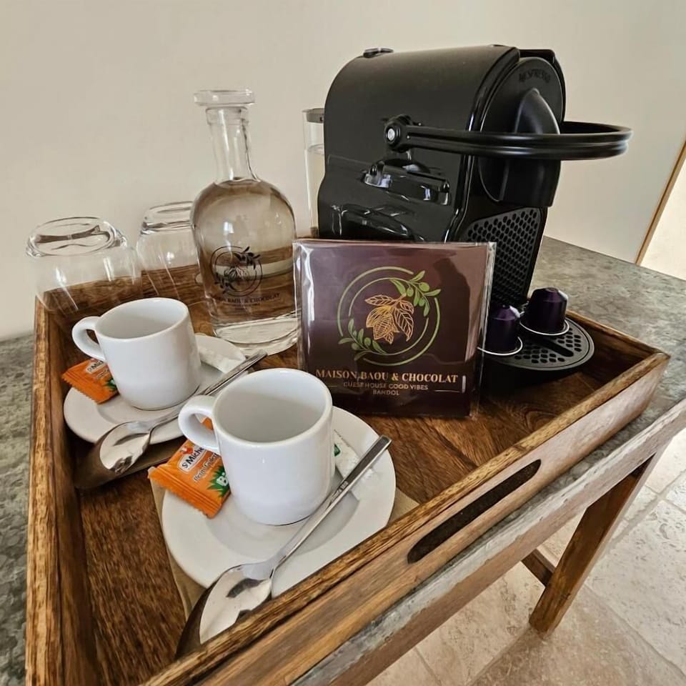 Criollo Room | Coffee and/or coffee maker