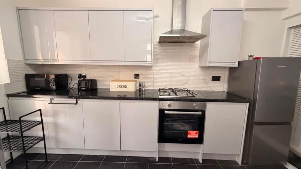 House, 3 Bedrooms | Interior