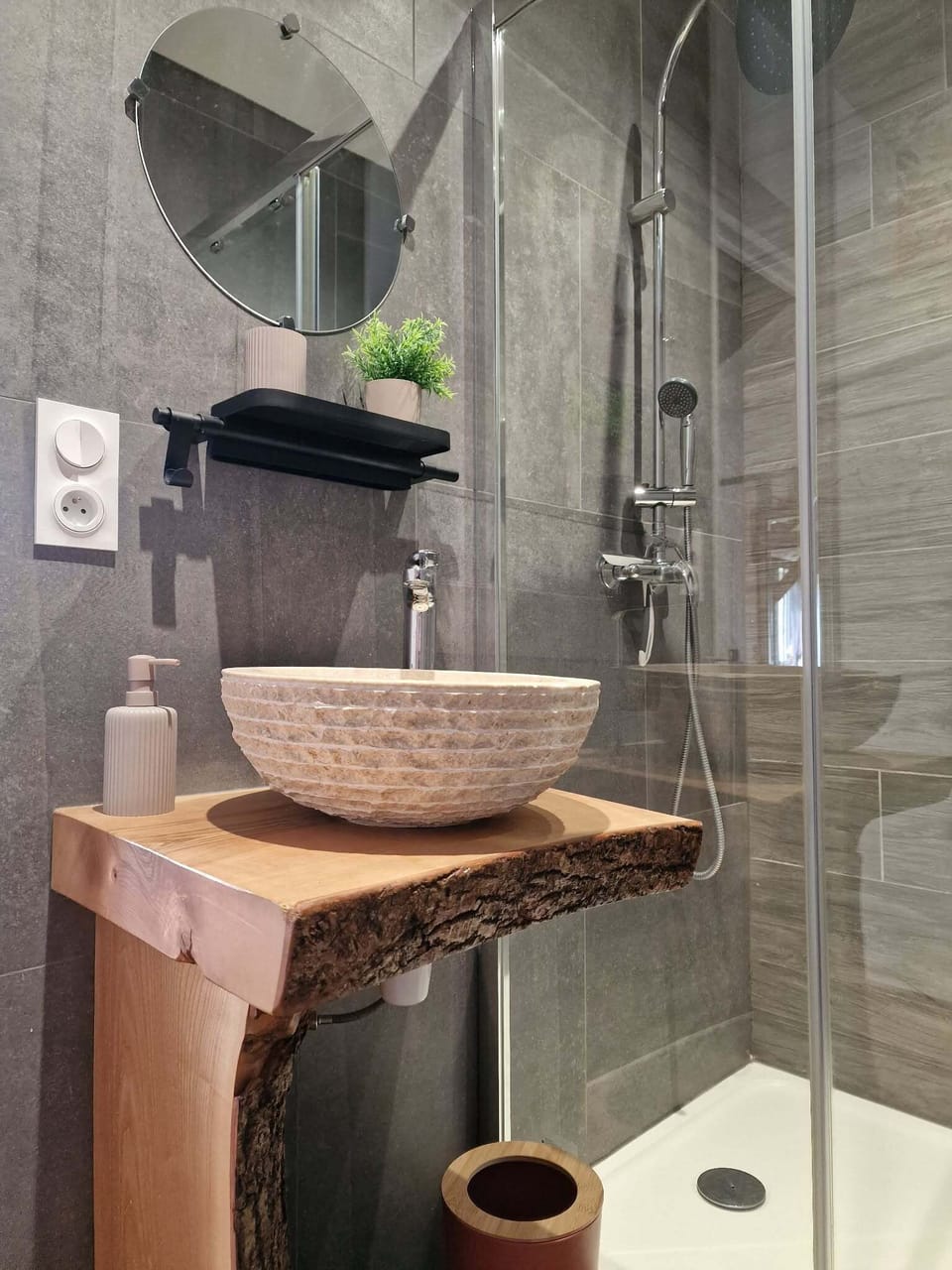 Classic Double Room | Bathroom