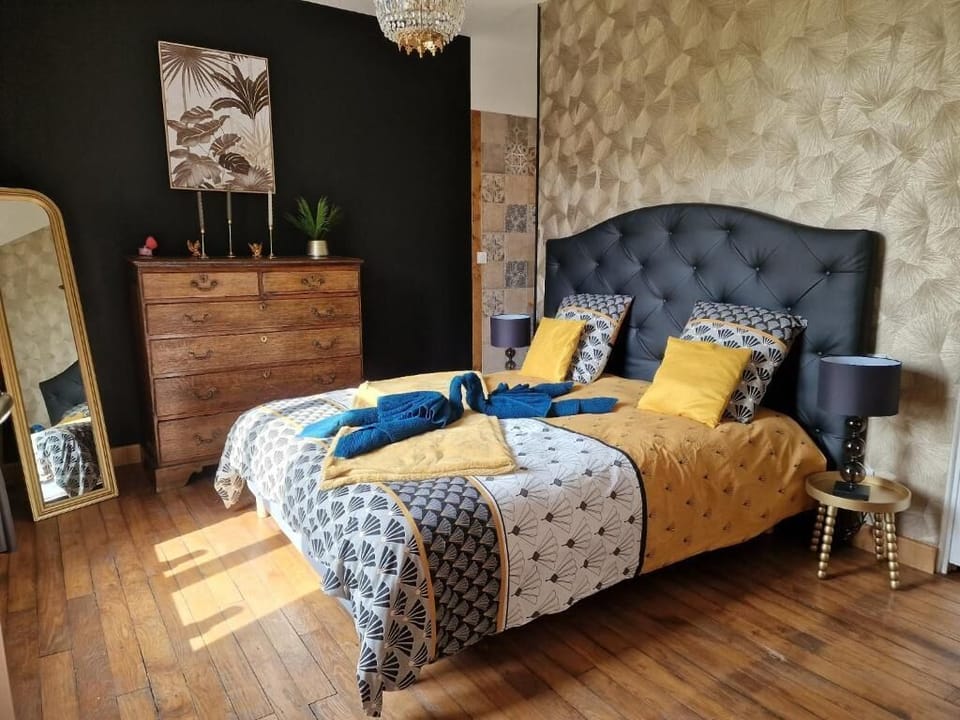 Classic Double Room, Pets Allowed, City View | WiFi (free)