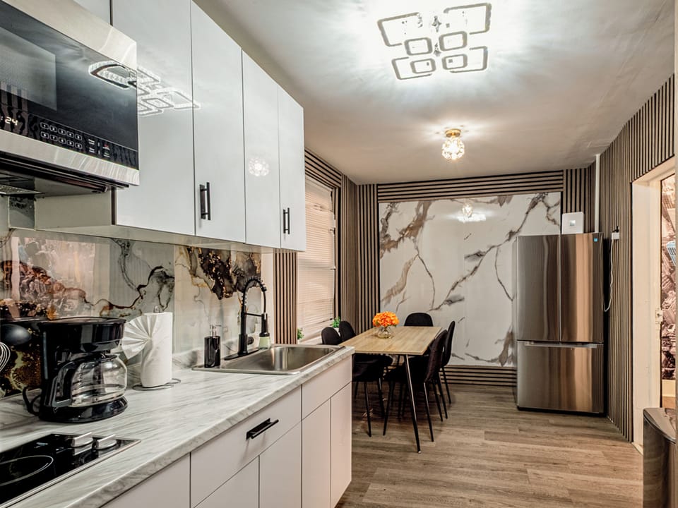 Condo, 3 Bedrooms | Private kitchen