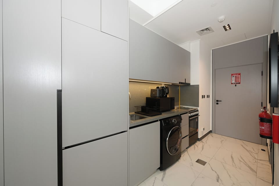 Apartment, Balcony, City View | Private kitchen