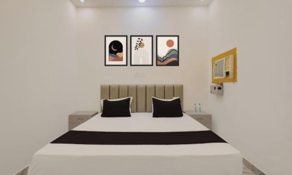 Deluxe Room | WiFi (free), bed sheets