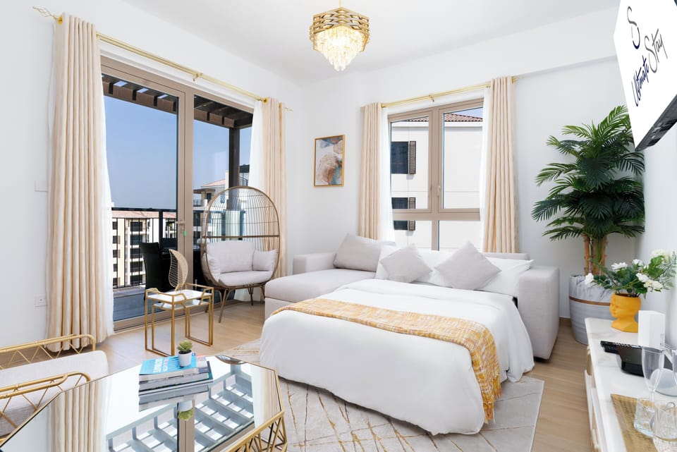 Superior Apartment, Partial Ocean View | In-room safe, blackout drapes, iron/ironing board, WiFi (free)