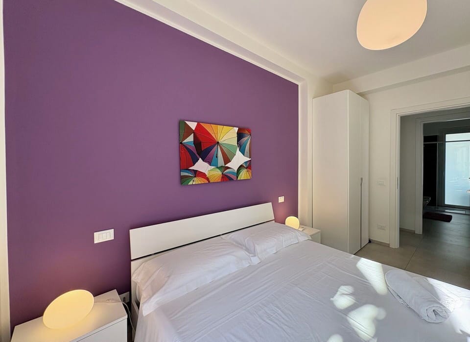 Autumn, Bedroom, Spring, Summer