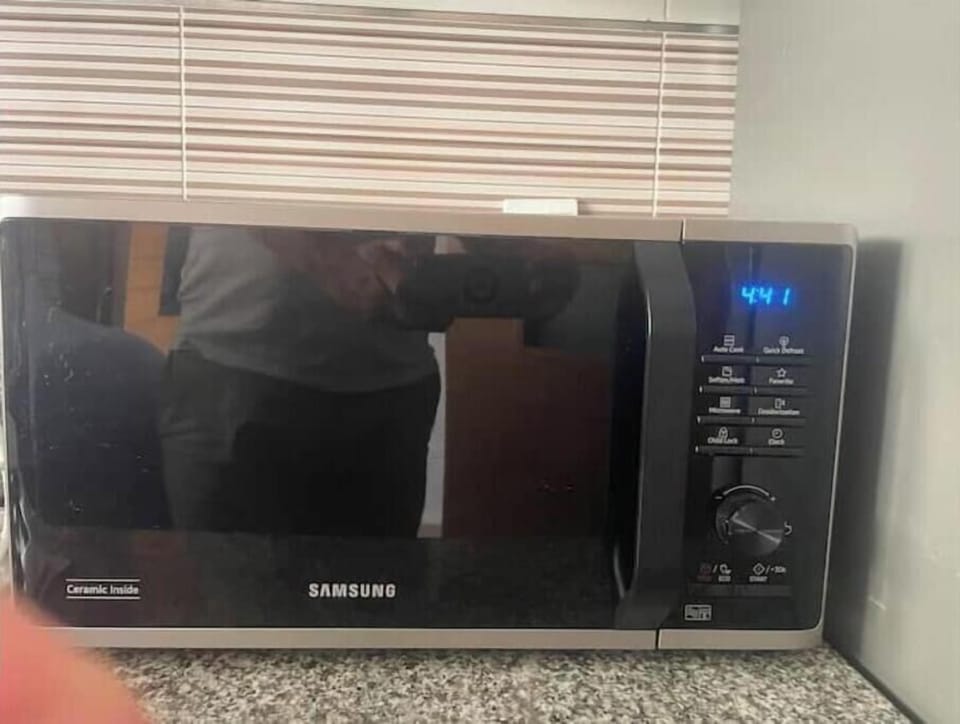 Microwave