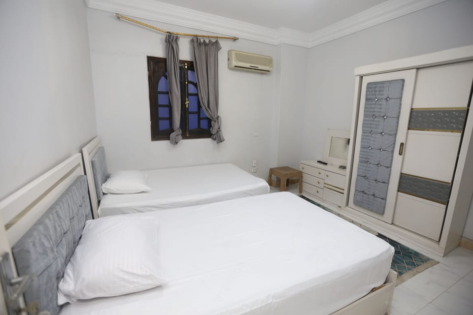 In-room safe, blackout drapes, soundproofing, WiFi (free)