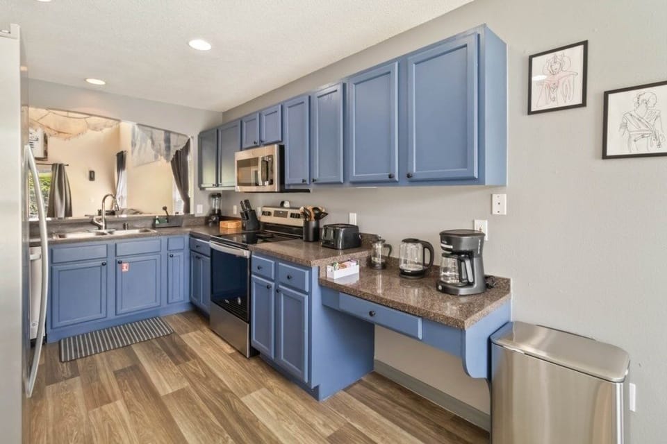 Villa, 6 Bedrooms | Private kitchen