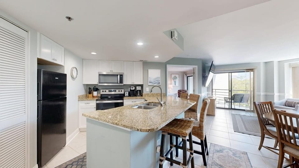 Fully Stocked Kitchen