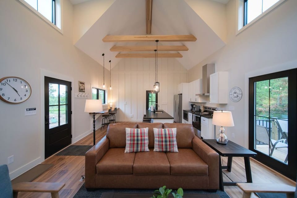 Living Room / Lounge